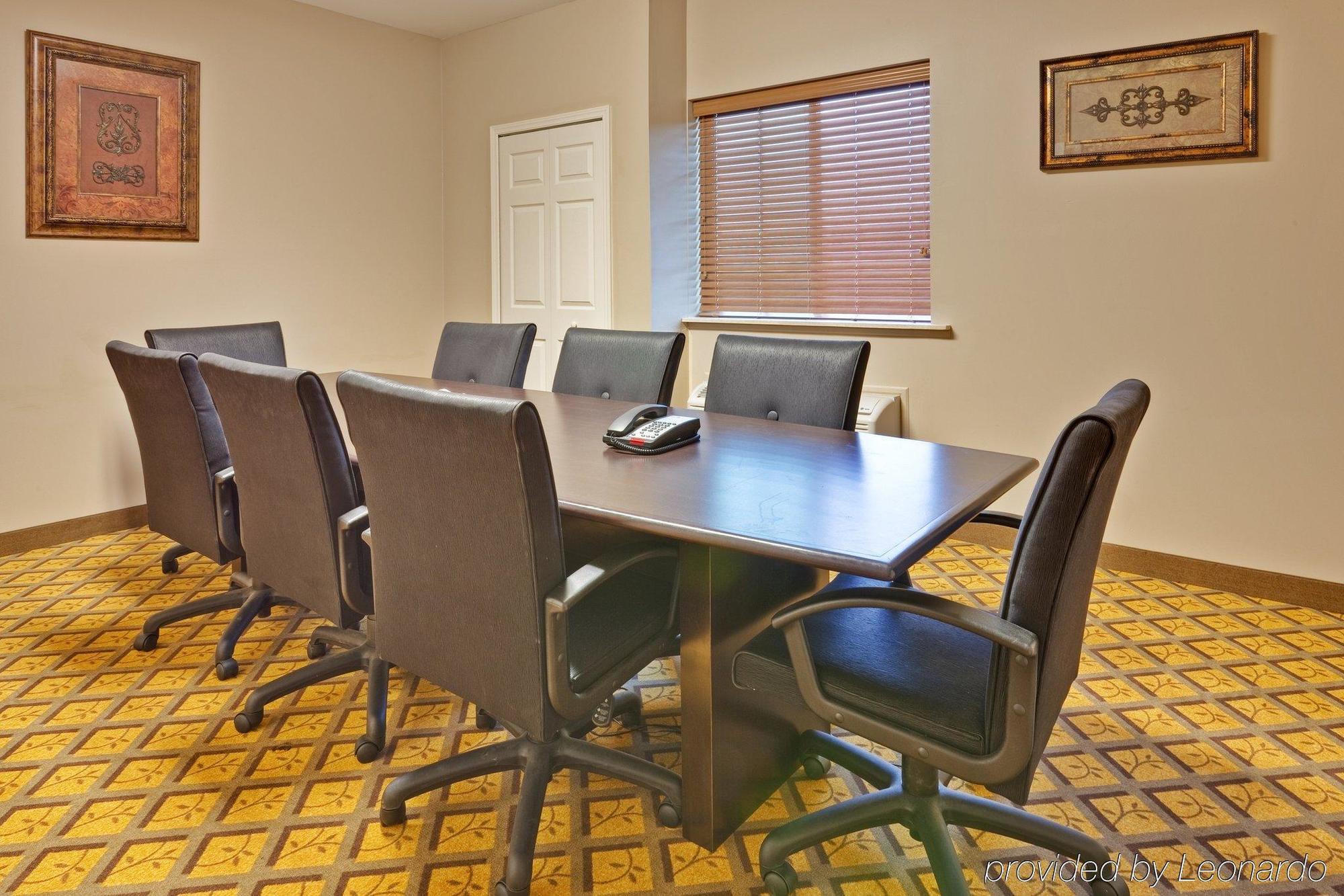 Candlewood Suites Clarksville By Ihg Ανέσεις φωτογραφία