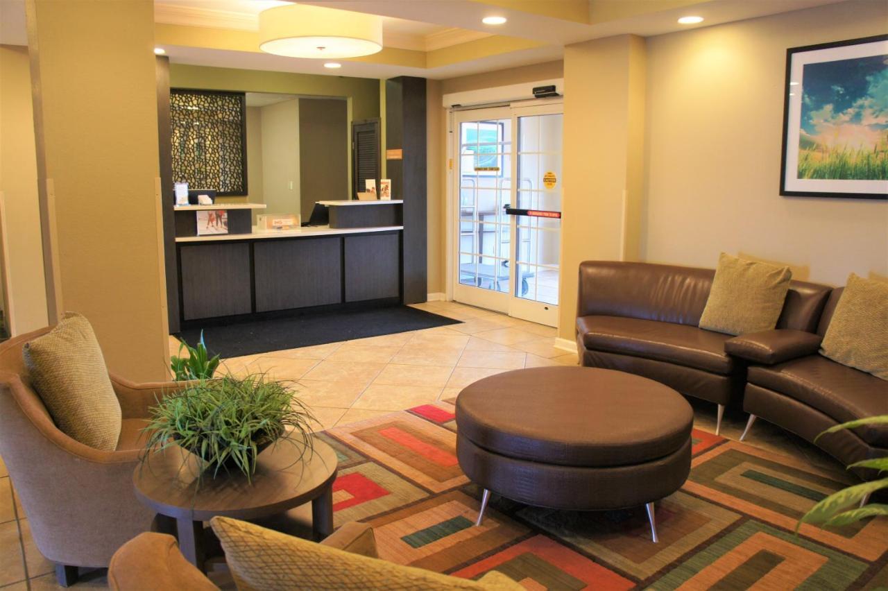 Candlewood Suites Clarksville By Ihg Εξωτερικό φωτογραφία